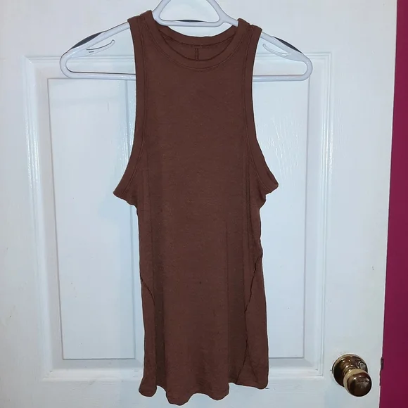 Lululemon Ribbed Highneck Tank - Picture 1 of 1